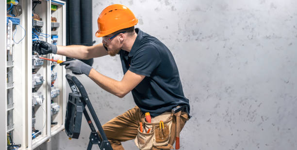 Best Circuit Breaker Repair  in Columbia City, OR